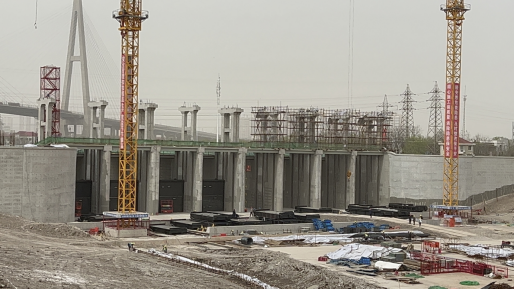 海河防潮闸除险加固工程提前完成排架柱浇筑